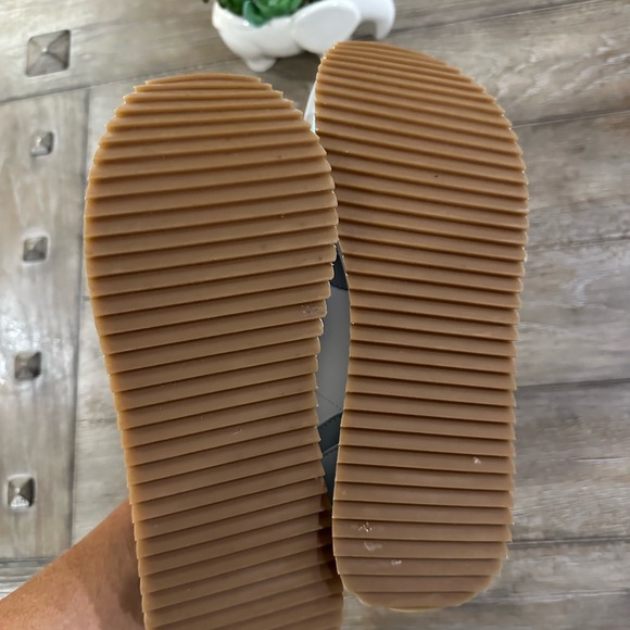 Jessica Simpson Sneakers - Picture 13 of 15